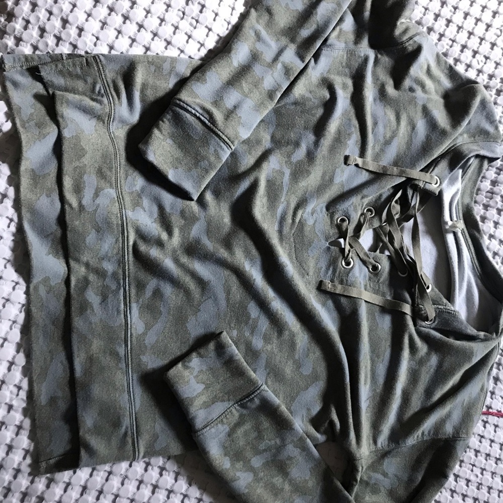 Camo long sleeve